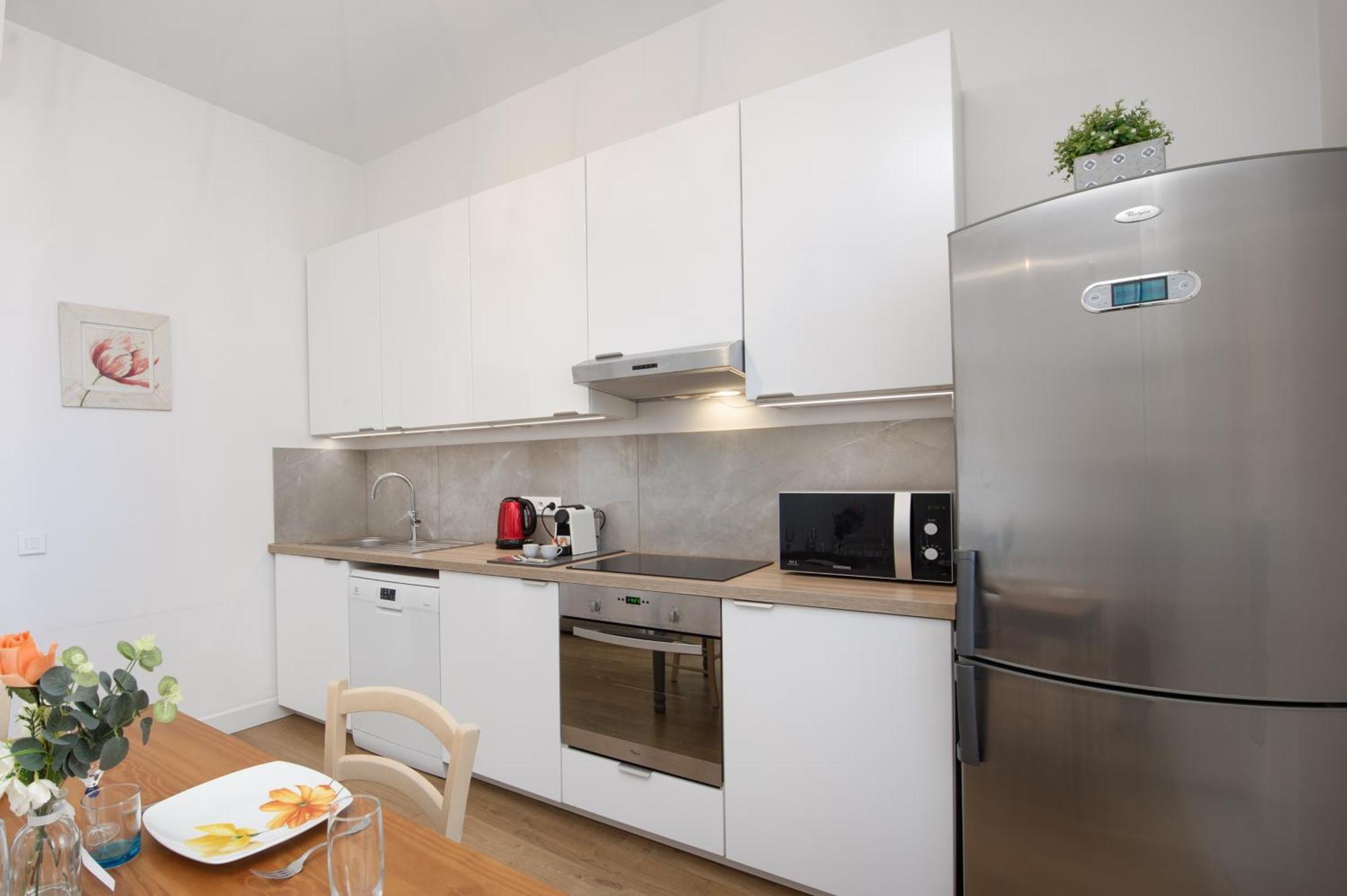 Barel - Cosy 2 Pieces En Plein Coeur De Menton Apartamento Exterior foto